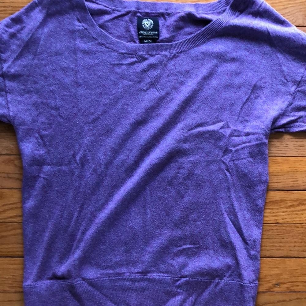 American Eagle Ladies/girls purple sweater. Size M